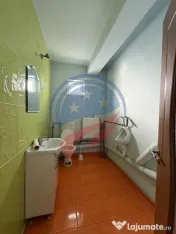 SPATIU BIROURI , COMERCIAL, CLINICA 700MP CU PARCARE 