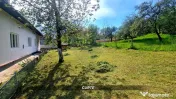 DE VANZARE PROPRIETATE DEOSEBITA LA TARA 