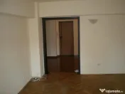 3 camere Bdul Decebal- Metrou Piata Muncii 