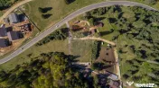 Poiana Brașov | teren cu panoramă largă către munți
