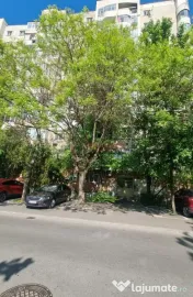 Apartament 4 camere, centrală proprie, parcare, 5 min 