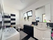 Duplex - 4 camere - 2 bai - 170mp teren 