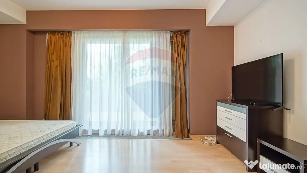 Poziție, priveliște, terasă uriașă, în Bellevue Res...