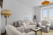 Apartament spațios de vânzare în zonă selectă -Strad... 