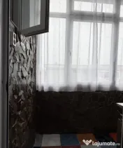 Garsonieră spațioasă, 30 mp | Reghin | Balcon închis 