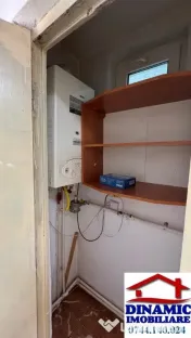 Apartament 3 camere, decomandat – Str. 1 Decembrie, Dărmănești 