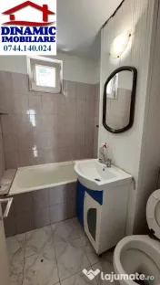 Apartament 3 camere, decomandat – Str. 1 Decembrie, Dărmănești 