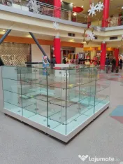 Rafturi, tejghele, tonete, vitrine mobilier magazine 