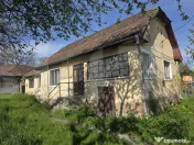 Casa de caramida cu 4 camere 