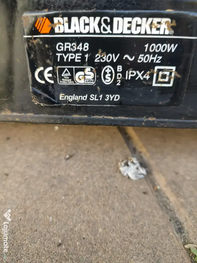 Mașină tuns iarba electrica
