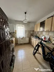 Apartament 2 camere, parter cu terasa proprie/Ghimbav 