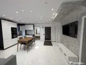 Apartament de 3 camere, semidecomandat, zona Razoare. 