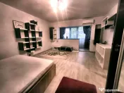 Garsoniera, Virtutii