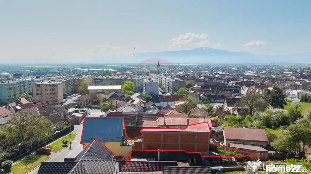 2 Case cu potential turistic - 475 mp utili, Codlea - Codlea (Brasov)