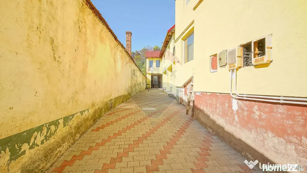 2 Case cu potential turistic - 475 mp utili, Codlea - Codlea (Brasov)