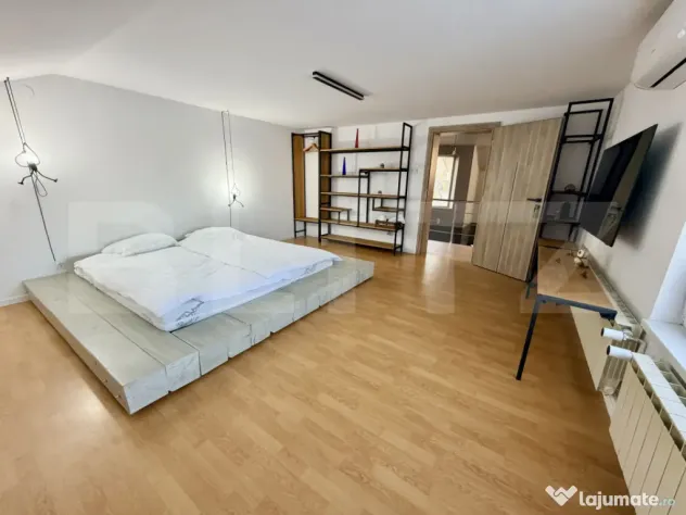 Casa 6 camere de inchiriat, 250 mp, 2 bai, terasa, curte 500