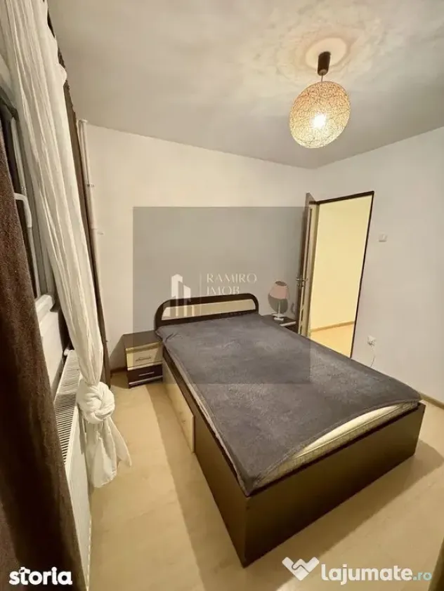 2 camere decomandat - Strada Reșița / Huedin