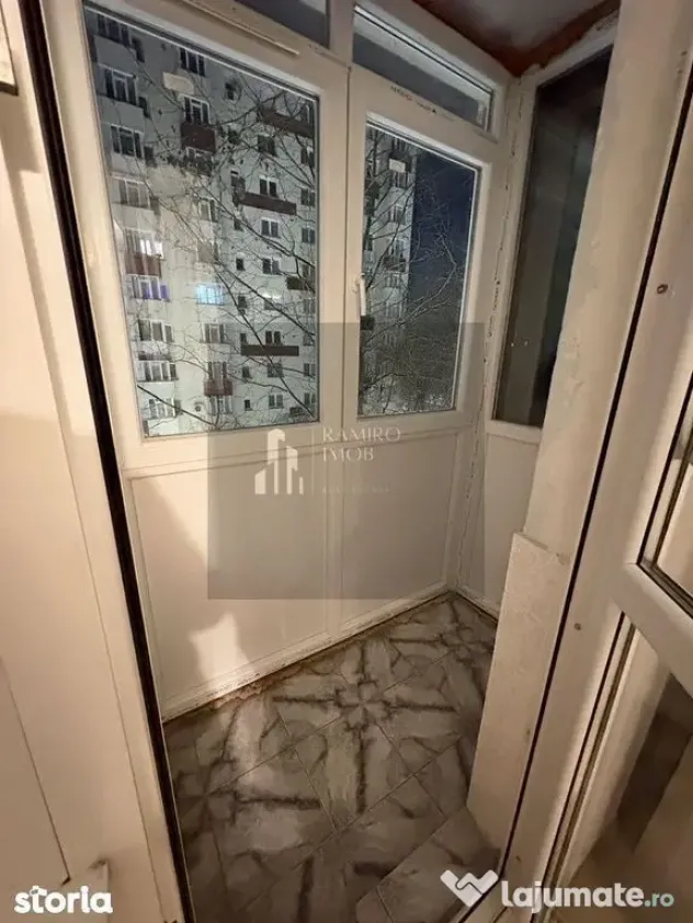 2 camere decomandat - Strada Reșița / Huedin
