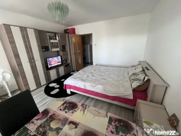 Garsonieră mobilată și utilată, 30 mp, cartierul Brazda