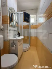 Apartament 3 camere decomandat, etaj intermediar, luminos, p 