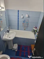 Apartament 2 camere, decomandat - zona Tractorul 