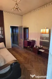 Casa de vanzare in Campina, zona centrala 