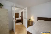 FILM Tur 3D!Casa cu 4 camere si curte, Central, Targu Mures. 