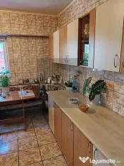Apartament 3 camere zona MARRIOT decomandat 