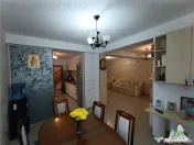 Casa deosebita P 1 cu 4 camere, foisor in curte si garaj, in 