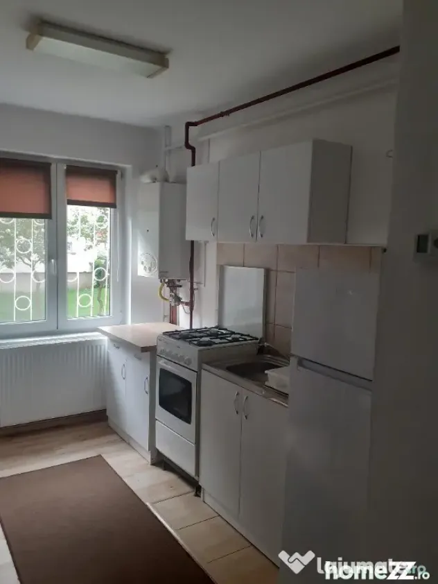 Închiriez apartament 2 camere,decomandat,mobilat,parter TUDOR-CORINA