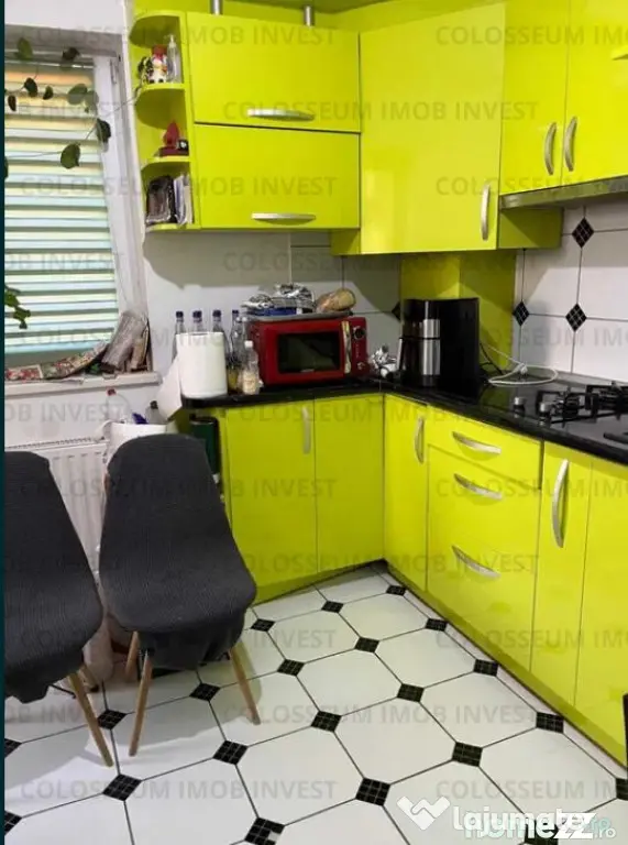 Apartament 4 camere, decomandat - zona Sanpetru
