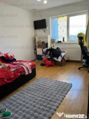 Apartament 4 camere, decomandat - zona Sanpetru 