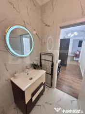 Apartament modern cu 3 camere, 62 mp, etaj intermediar, zona 