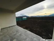 Casa 4 camere - Tarlungeni 