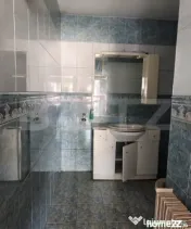 Casă spațioasă de vânzare — Calea Moldovei, zonă rezi 