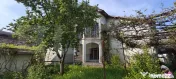 Casă spațioasă de vânzare — Calea Moldovei, zonă rezi 