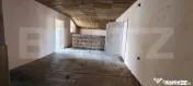 Casă spațioasă de vânzare — Calea Moldovei, zonă rezi 