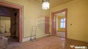 Clădire pt clinică stomatologică 10 camere, S + P + E,... 