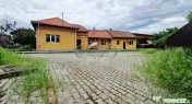 Casa pentru birouri, curte generoasa si 10 pacari zona Paris 