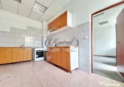 Casa pentru birouri, curte generoasa si 10 pacari zona Paris 