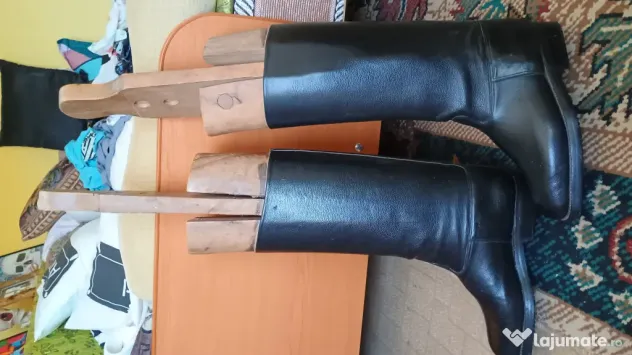 Cizme piele vintage barbati - posibil militie,militare + calapod lemn,stare buna