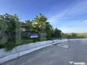 Teren intravilan 3180mp cu casa batraneasca - Sat Cucorani 