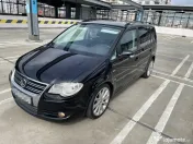 Vw Touran R line 2.0 Tdi DSG 7 locuri 