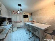 Apartament 3 camere decomandat, 79 mp, zona 1 Mai – Școal 