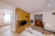 Un colt de liniste la poalele Tampei, Schei - Casuta singur 