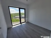 Duplex 4 camere, 2 bai , VALEA ADANCA 