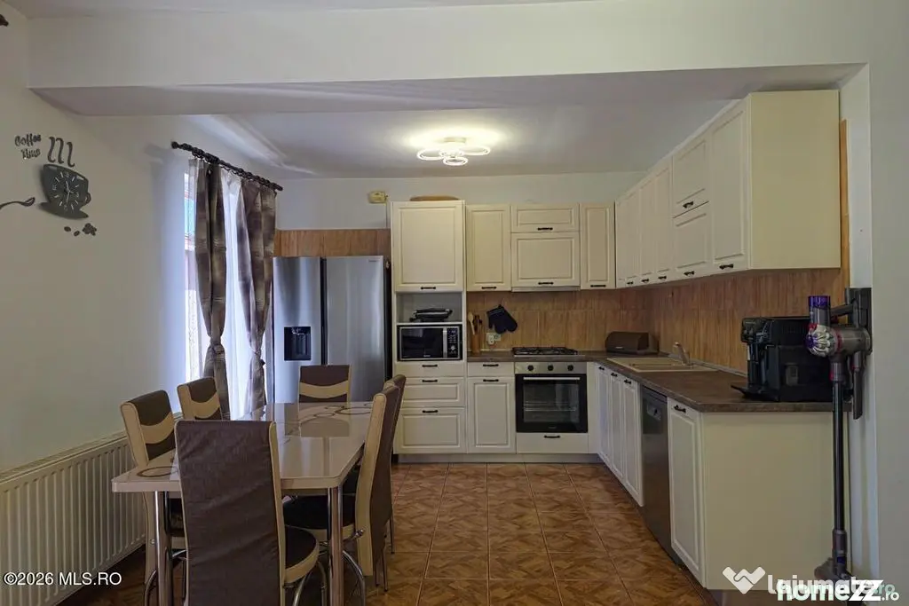 Sacalaz - Casa P+M, 139 MP, 3 Dormitoare, 3 Bai, Birou, F...