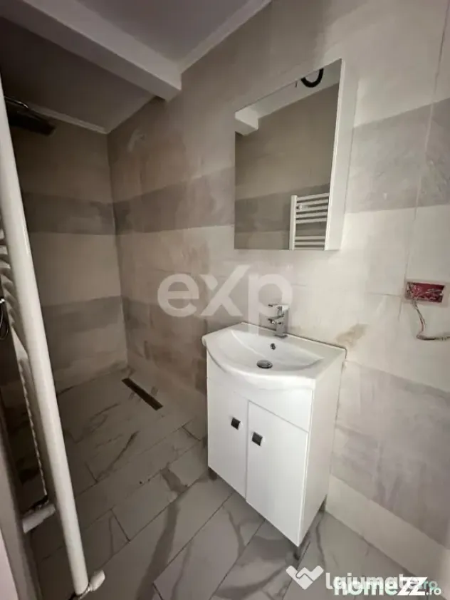 Apartament cu 2 camere ,Micro 8 ,Aleea Grivita