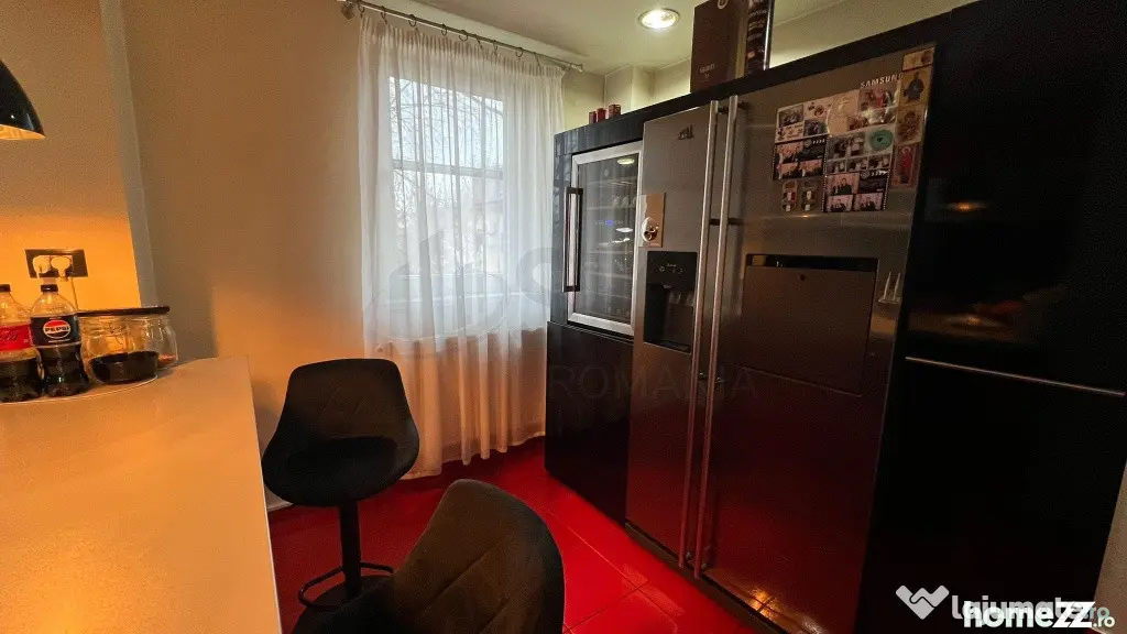 Apartament 3 camere si Spatii de Birou I Curte l Garajl P...