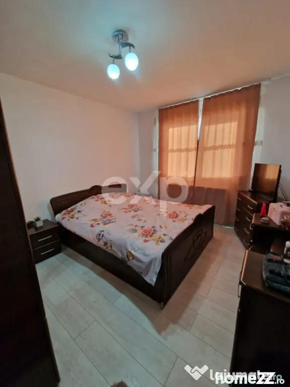 Apartament 2 camere decomandat , Micro 6